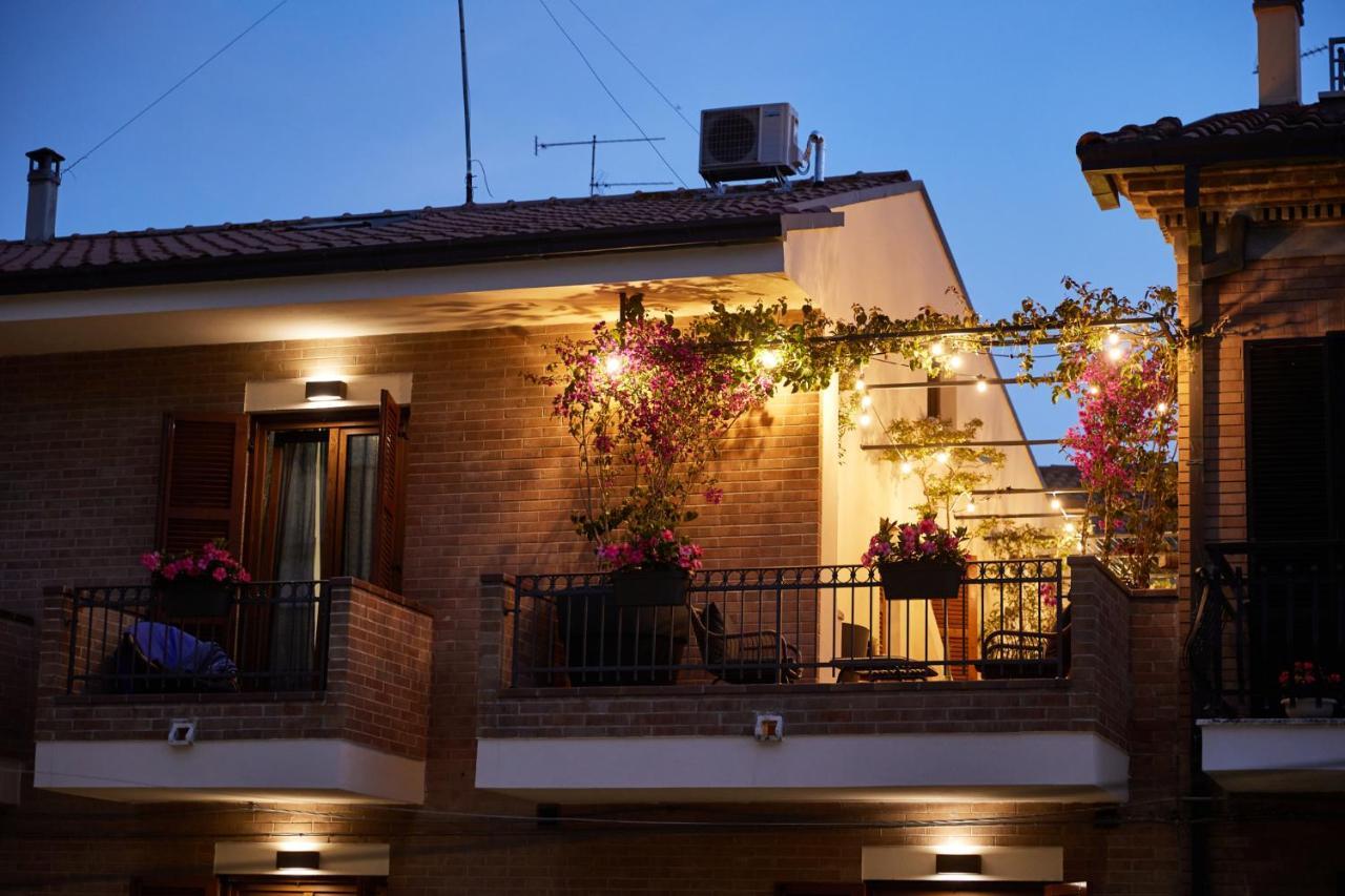 Hotel Battisti 56 Porto SantʼElpidio Exterior foto